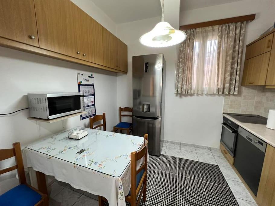 Local Apt Near City Lights 2 Ираклио Екстериор снимка